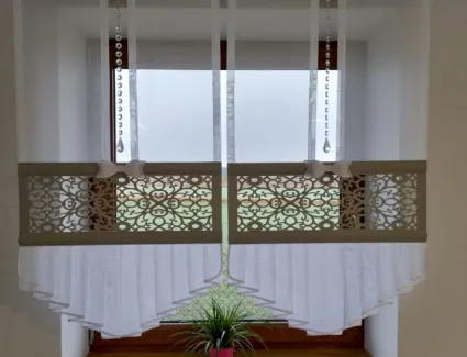 Ekran z kokardą i falbanką 60cm