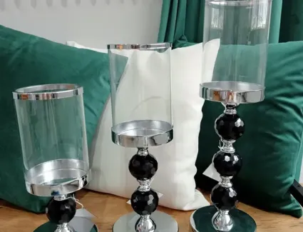 Świecznik czarno srebrny mały